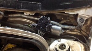 Новый моторчик дворников Jetta 6