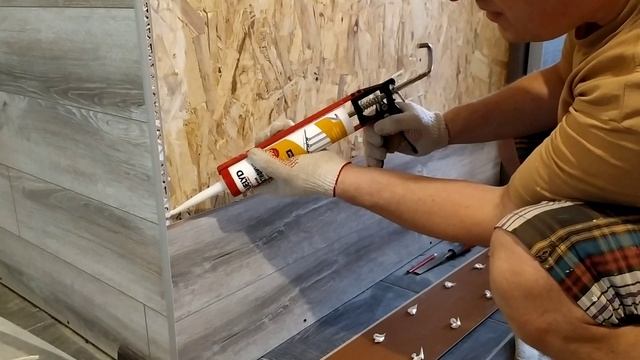 Отделка внешнего угла стены из ламината при помощи раскладки для плитки смотреть онлайн