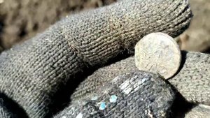 ПОИСК МОНЕТ В СТАРОЙ ДЕРЕВНЕ 2020!!!! КОП ПО СТАРИНЕ С Minelab X-Terra 705!!!