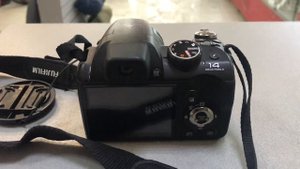 Фотоаппарат ￼FinePix S4000