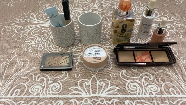 Косметичка после карантина || Мой туалетный столик ? Июнь 2020 смотреть онлайн