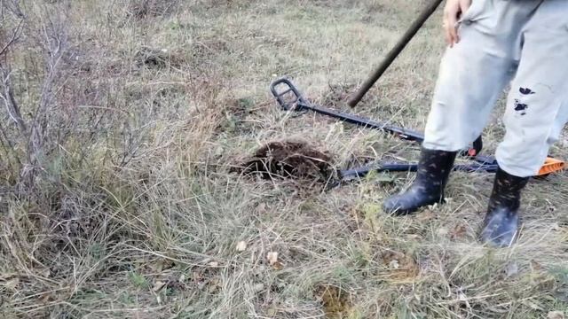 ВЫБИТЫХ МЕСТ НЕ БЫВАЕТ, ЛЕМЕХА ПРУТ КАК ГРИБЫ смотреть онлайн