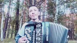 Конлэшэм - поёт и  играет на баяне Карим Юлаевич Муратов. Музыка-Юлай Муратов, слова-Кадир Алибаев.