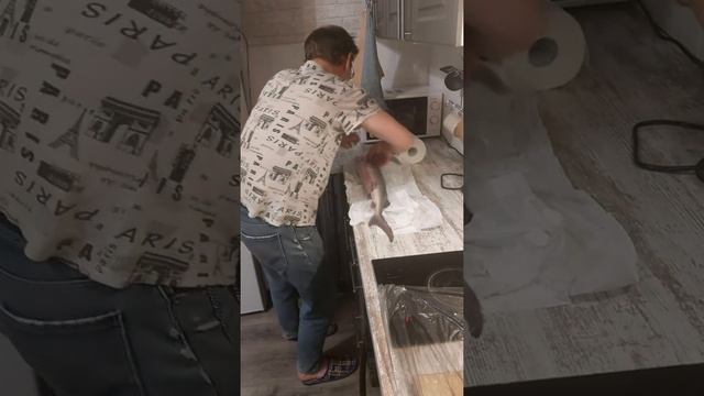 #Разделка #осетра . Как правильно потрашить #тушку .