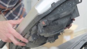 How to Replace the Front Headlights on a 100 Series Land Cruiser
