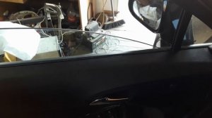 Шевроле Орландо, не работают задние стеклоподъёмники.