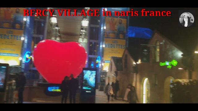 walk In bercy village at night Paris france смотреть онлайн