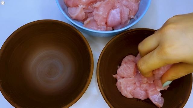 Индейка с овощами в горшочках