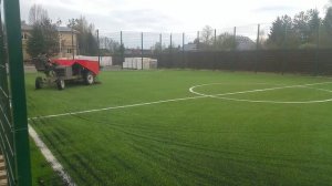 Засыпка искусственной травы  резиновой крошкой