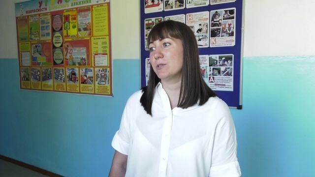 Сайт 24 школы абакана. 24 Школа Абакан. 24 Школа Абакан спортзал. Директор 24 школы Абакан.