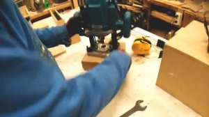 Micromundo explains the Virutex FR160P plunge router