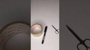 Этот ЛАЙФХАК ОБЛЕГЧИТ ВАМ ЖИЗНЬ! Как ЛЕГКО ОТРЫВАТЬ СКОТЧ 2способа! Как найти край скотча?