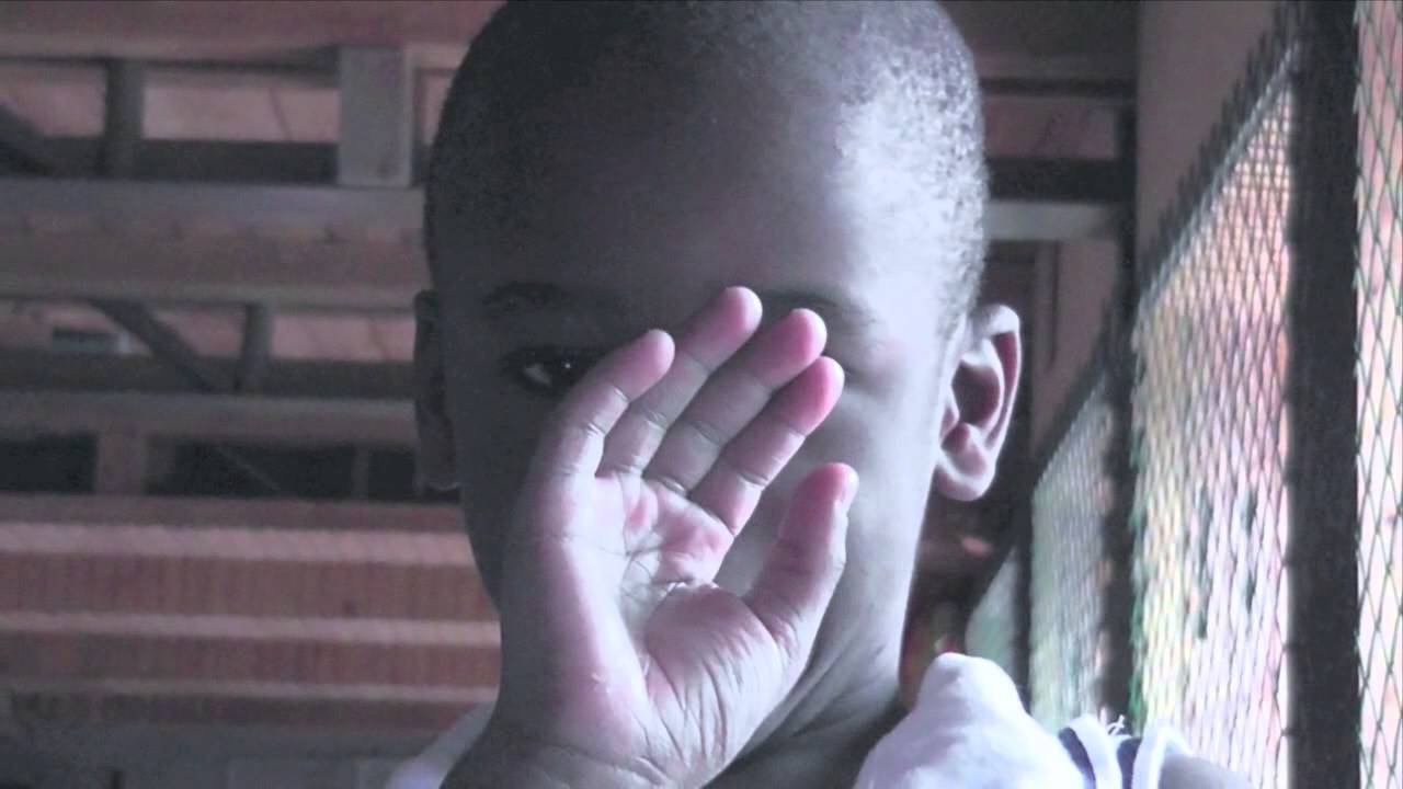 НЕЗНАЙКА ИЗ ЗАЗЕРКАЛЬЯ смотреть онлайн