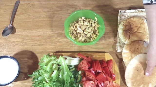Как приготовить шаурму с курицей + рецепт соуса для домашней шавермы из куриной грудки  ??