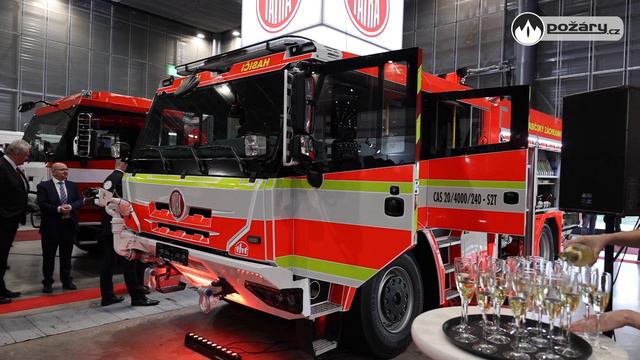 POŽÁRY.cz: Nová generace hasičského automobilu Tatra Force dostala zcela novou kabinu pro družstvo смотреть онлайн