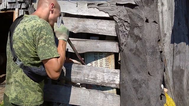 СТАРЬЁВЩИКИ :Расширяем ассортимент-большие старинные киоты , каска Вермахта,жестяная табличка СССР