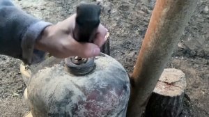 Как выкрутить сломанный вентиль на газовом баллоне/ How to take out a broken valve