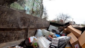 Поход по мусоркам Симферополя.Находки на помоечках.Фриганы Крыма.