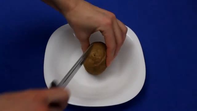 Рецепт приготовления картофеля, запеченного с сыром и яйцом в микроволновой печи VITEK VT-1661 W смотреть онлайн