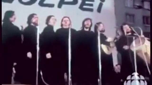 «El pueblo unido jamás será vencido» 1973 -Sergio Ortega Alvarado -texto en conjunto con Quilapayún смотреть онлайн