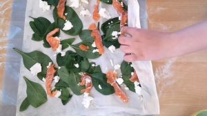 Пирог из теста фило с начинкой из лосося, сыра и шпината. Быстро и очень вкусно!