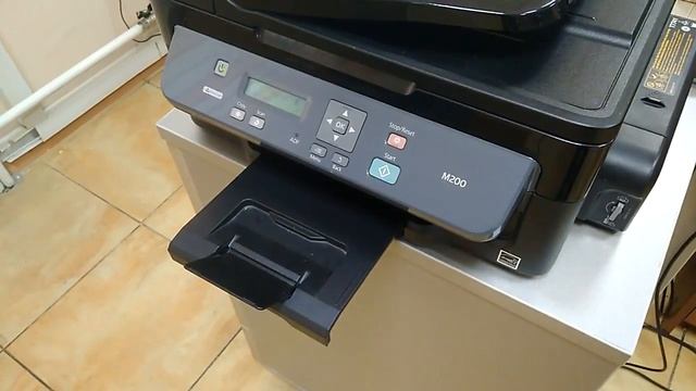 Монохромная фабрика печати Epson M200 смотреть онлайн