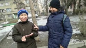 В Алматы мужик пернул на детей! (ПРОДОЛЖЕНИЕ)
