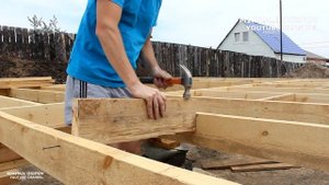 Распорки в половых лагах, для чего они нужны. Строю КАРКАСНЫЙ ДОМ БАНЮ в деревне СВОИМИ РУКАМИ