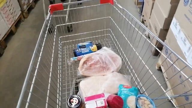 ВЛОГ Ажиотажа нет Съездили в Светофор смотреть онлайн