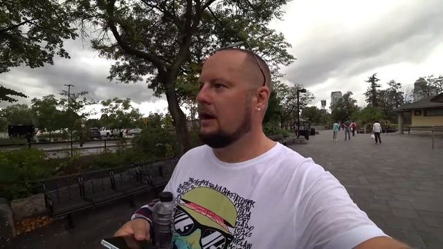 Ниагарский водопад или добро пожаловать в Канаду смотреть онлайн