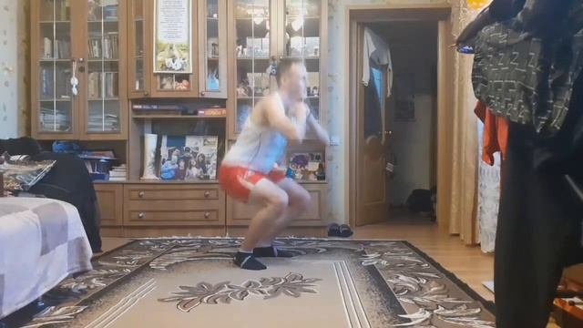 КАК НАКАЧАТЬ НОГИ ЗА 7 ДНЕЙ? ( В Домашних Условиях!)