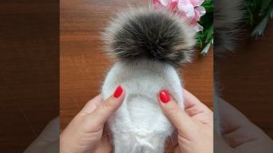 Пуховая шапочка для маленькой собачки