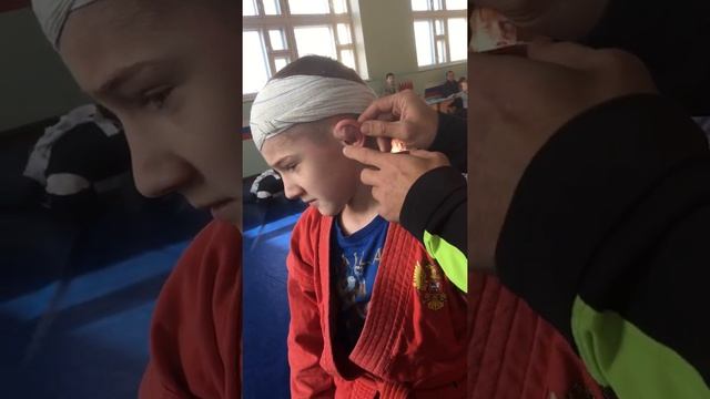 Это жесть! Айрат сломал ухо! смотреть онлайн