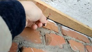 Как прикрутить рейку к бетонной стене  / Как самостоятельно сделать ремонт / Стройка.