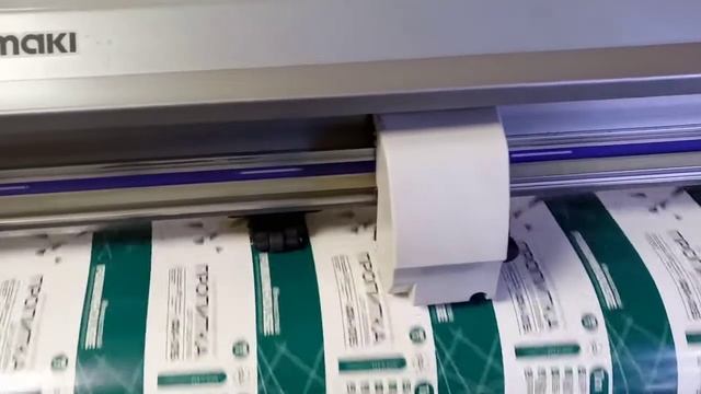 Контурная резка плёнки на режущем плоттере Mimaki CG-130SRIII смотреть онлайн