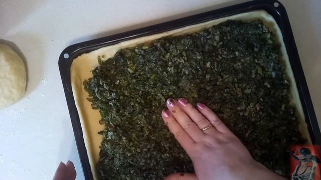 ПИРОГ СО ЩАВЕЛЕМ ИЗ СДОБНОГО БЕЗДРОЖЖЕВОГО ТЕСТА.