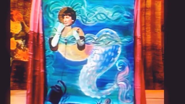 Копия видео "Рина Зелёная Фрагменты и отрывки из выступлений" смотреть онлайн