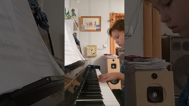 Г. Массон, Н. Нафельян "Добрый король" смотреть онлайн