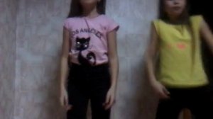 Танец под  песню "Сим-па-па-полюбила"