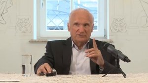 А.И.Осипов.Ощущение одиночества среди людей,это от гордости или осуждения?