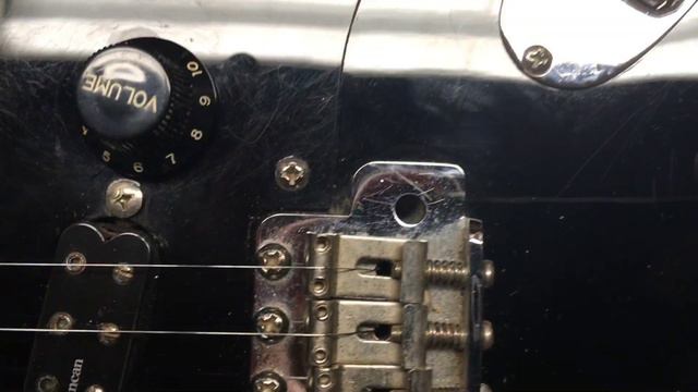 Craigslist Guitar Haul #2: Wayne’s World Fender Strat, Lil’ Screamin’ Demon, Gibson Flying V смотреть онлайн