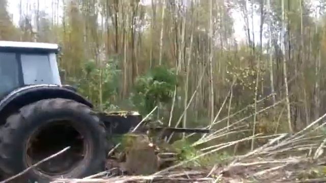 Расчистка с тяжелейших условиях ЛЭП с заглублением. Valtra & Mericrusher MJS-241STG. Suokone смотреть онлайн