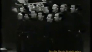 Oktavista  Paul Michalik  cantando con  Jaroff's Don Cossack Choir