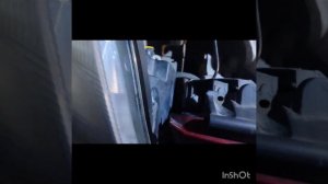 Тускло горит ближний свет/как снять фару на Ситроен С2