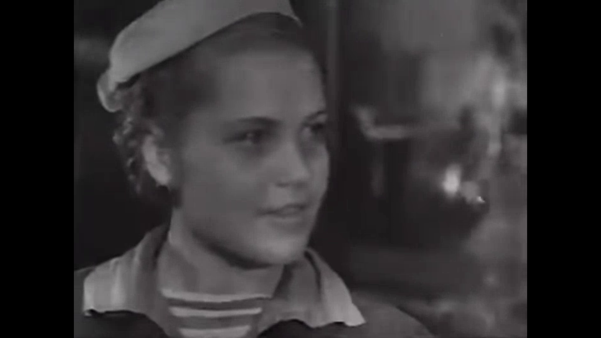 Фронтовая (1943) из к/ф `актриса` (или `ночь темна` или `девушка. Огонёк на позиции девушка. Никитин помню я была Аня. На позиции девушка провожала бойца песня слушать