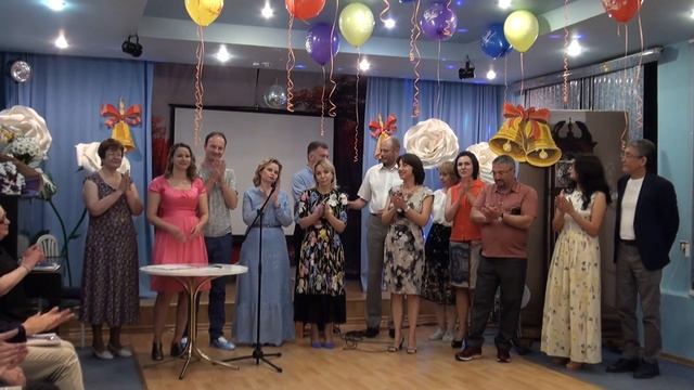 Выпускной! Торжественное вручение аттестатов о среднем (полном) общем образовании. 20 июня 2019 г. смотреть онлайн