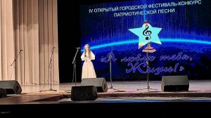 Маленький принц (музыка М.Таривердиева и слова Н.Добронравова) - исполняет Наталья Антименко