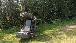 Испытания дуги безопасности и ограничителя поворота на каракате РАВ