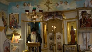 Владей Иисусовой молитвой и молись за ребенка с покаянием в своих грехах.