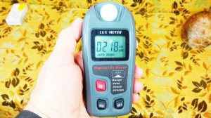 Цифровой люксметр Yieryi MT-30 / Digital Light Meter Yieryi MT-30